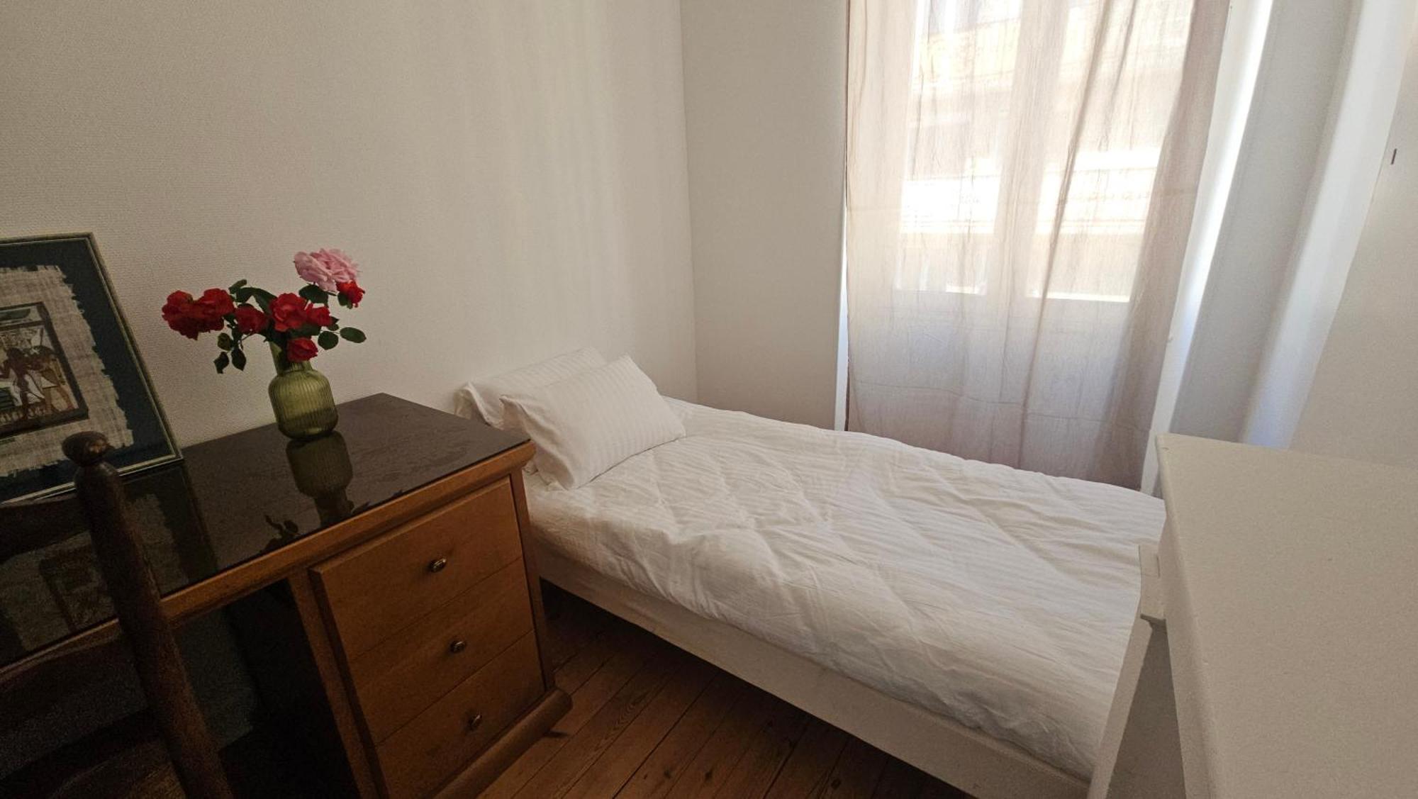 Le Jardin Cafe Bed & Breakfast Bordeaux Exterior foto