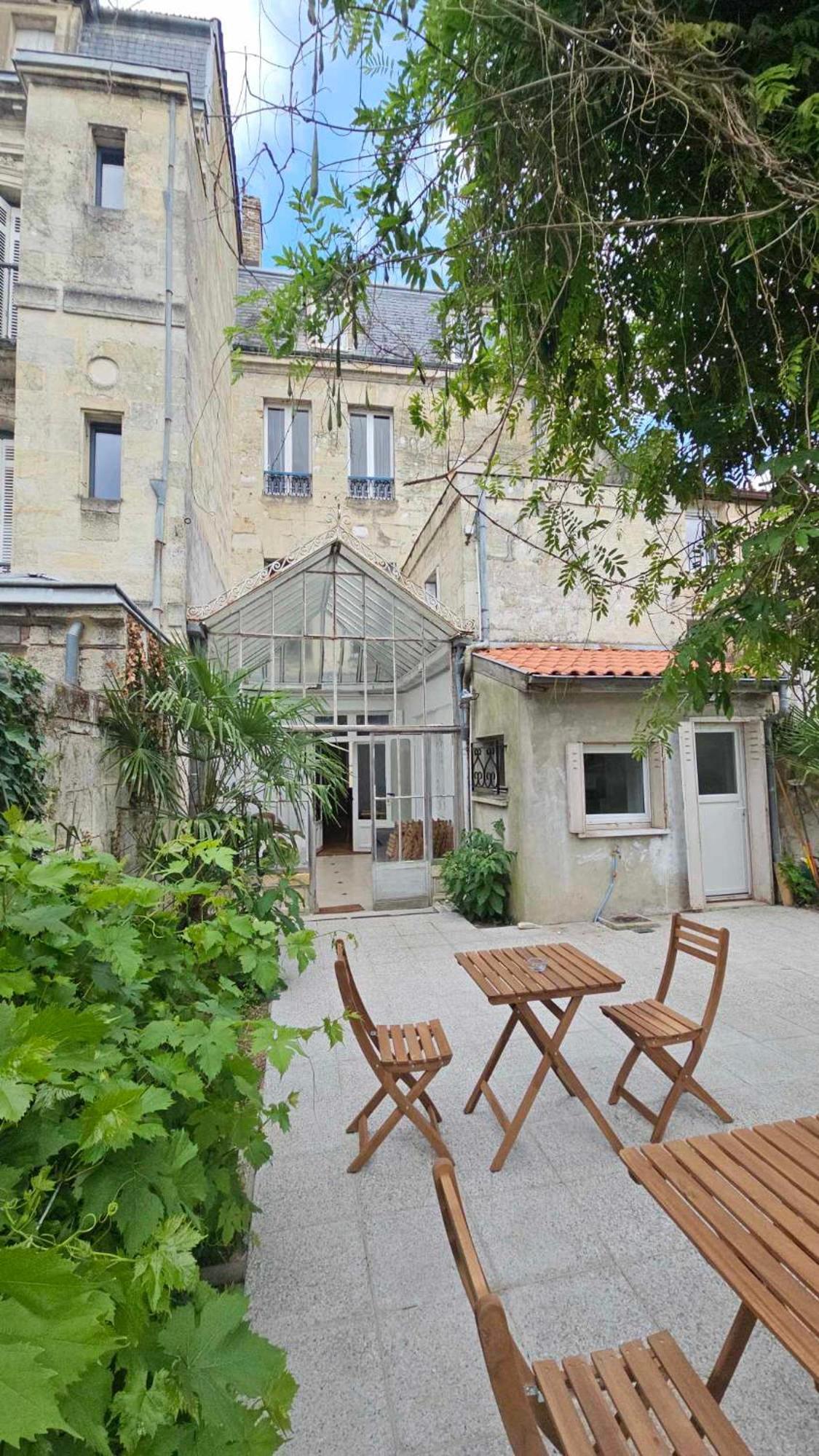 Le Jardin Cafe Bed & Breakfast Bordeaux Exterior foto