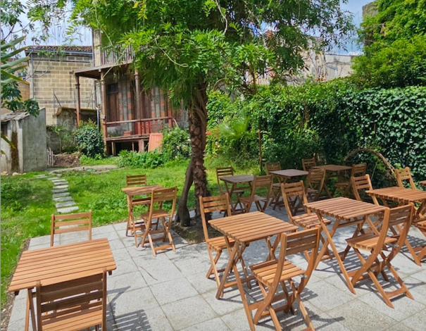 Le Jardin Cafe Bed & Breakfast Bordeaux Exterior foto