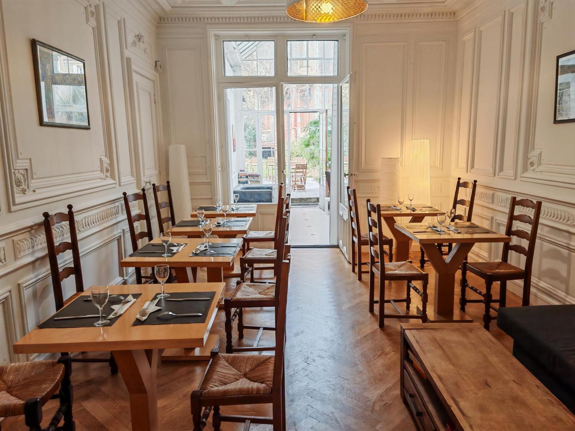 Le Jardin Cafe Bed & Breakfast Bordeaux Exterior foto